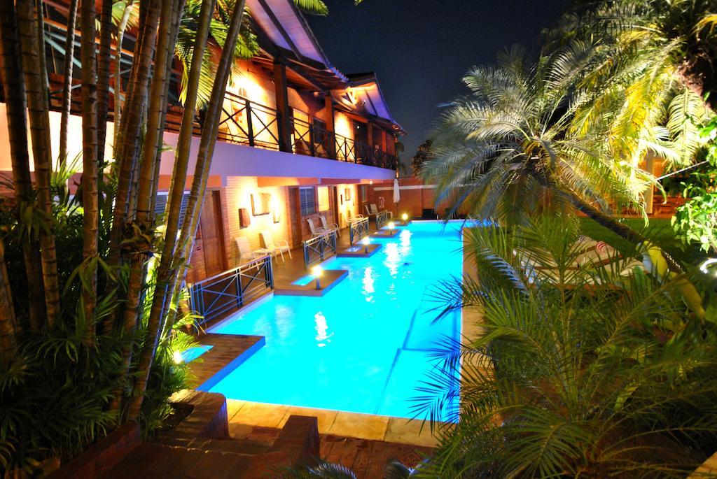 Villa Floreal Hotel Boutique Асунсьон Экстерьер фото